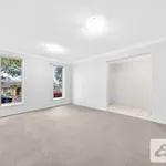 Rent 4 bedroom house in Hamlyn Terrace