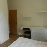 Rent 6 bedroom flat in Wales