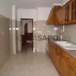 Rent 2 bedroom apartment of 100 m² in Amadora