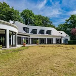 Rent 5 bedroom house of 620 m² in Uccle - Ukkel