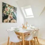 Rent 2 bedroom apartment of 50 m² in paris