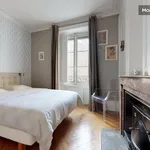 Rent 2 bedroom apartment of 65 m² in Lyon