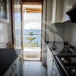 Rent 2 bedroom apartment of 61 m² in Ospedaletti