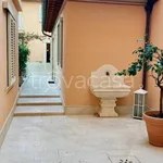 Rent 2 bedroom apartment of 60 m² in Firenze