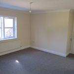 Rent 2 bedroom flat in South Holland