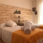 Rent 3 bedroom apartment of 88 m² in Girona']