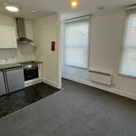 Rent 2 bedroom flat in London