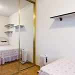 Rent a room of 71 m² in madrid