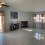 Rent 3 bedroom apartment of 121 m² in Stockton 