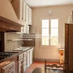 Rent 5 bedroom apartment of 354 m² in Florence