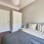 Rent a room in lisbon