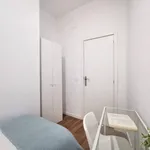 Rent a room in Madrid