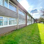 Flat to rent in Bell Road, Maidstone ME15