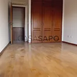 Rent 2 bedroom apartment of 100 m² in Amadora