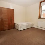 Rent 5 bedroom apartment in South East England