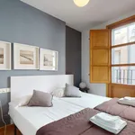 Rent 2 bedroom apartment of 55 m² in Valencia