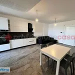 Rent 3 bedroom apartment of 77 m² in Bari