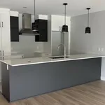 Rent 4 bedroom apartment in Sherbrooke