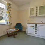 Rent 1 bedroom flat in Reigate