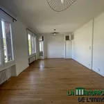 Appartement de 74 m² avec 3 chambre(s) en location à Saint