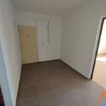 Pronajměte si 3 ložnic/e byt o rozloze 75 m² v Chomutov