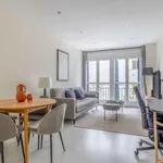 Rent 3 bedroom apartment of 84 m² in Madrid