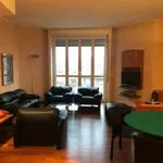 Rent 3 bedroom apartment of 110 m² in Milan