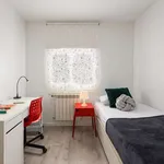 Rent a room of 70 m² in madrid