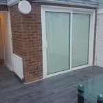 Rent 6 bedroom house in South East England