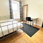 Rent 4 bedroom flat in Wales