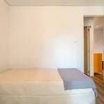 Rent a room in porto