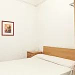 Rent a room of 95 m² in barcelona