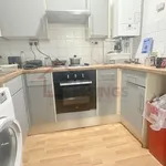 Rent 4 bedroom flat in East Midlands