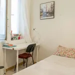 Rent a room of 110 m² in madrid