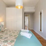 Rent 3 bedroom apartment of 120 m² in Porto