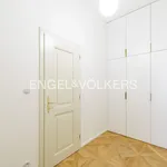 Pronajměte si 2 ložnic/e byt o rozloze 48 m² v Capital City of Prague