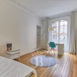 Rent 6 bedroom apartment of 209 m² in Paris