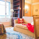 Rent a room of 170 m² in madrid