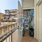 Affitto 4 camera appartamento di 118 m² in Catania