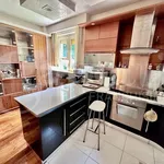 Rent 5 bedroom apartment of 160 m² in Roma