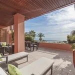 Rent 2 bedroom apartment of 171 m² in Puerto Banús