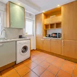 Rent a room of 150 m² in madrid