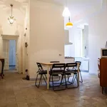 Rent 4 bedroom apartment in Rome