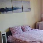 Rent a room in lisbon