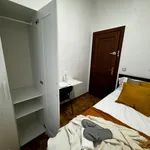 Rent 4 bedroom house in Madrid