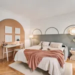 Appartement de 84 m² avec 4 chambre(s) en location à Paris