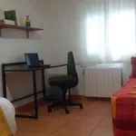 Rent a room of 120 m² in granada