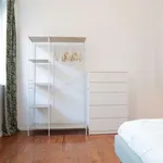 Rent a room in lisbon