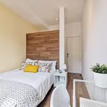 Rent a room in Madrid