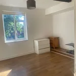 Rent 3 bedroom house in East Midlands